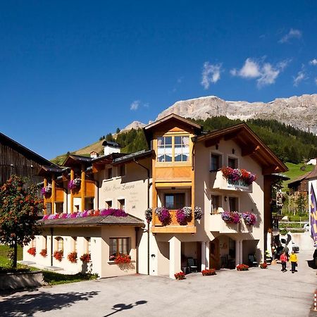 Hotel Garni Laura อารับบา ภายนอก รูปภาพ