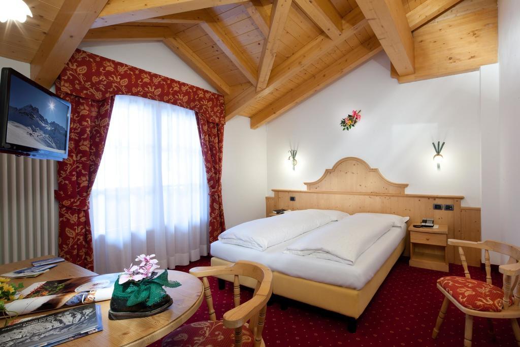 Hotel Garni Laura อารับบา ห้อง รูปภาพ