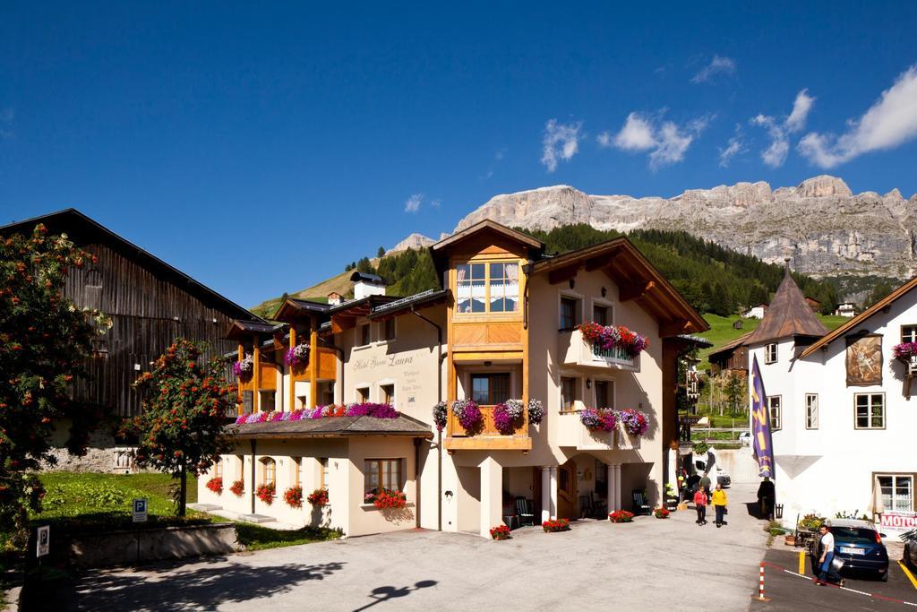 Hotel Garni Laura อารับบา ภายนอก รูปภาพ